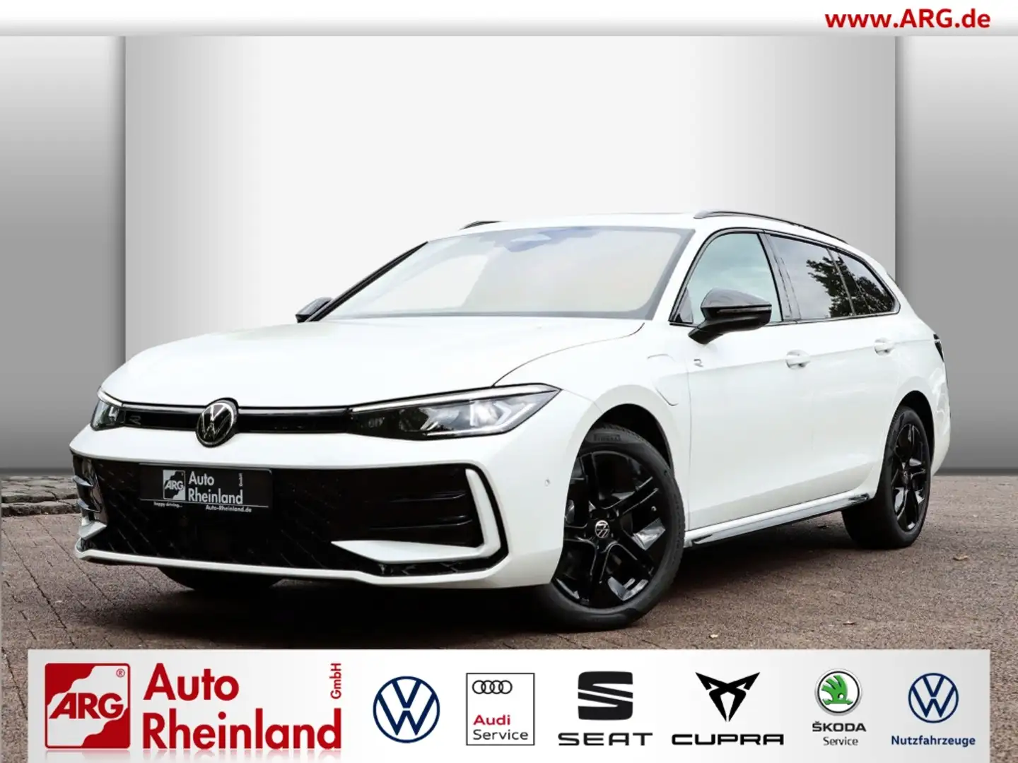 Volkswagen Passat R-Line eHybrid/PANO/AHK/HARMAN KARDON/IQ.DRIVE Weiß - 1