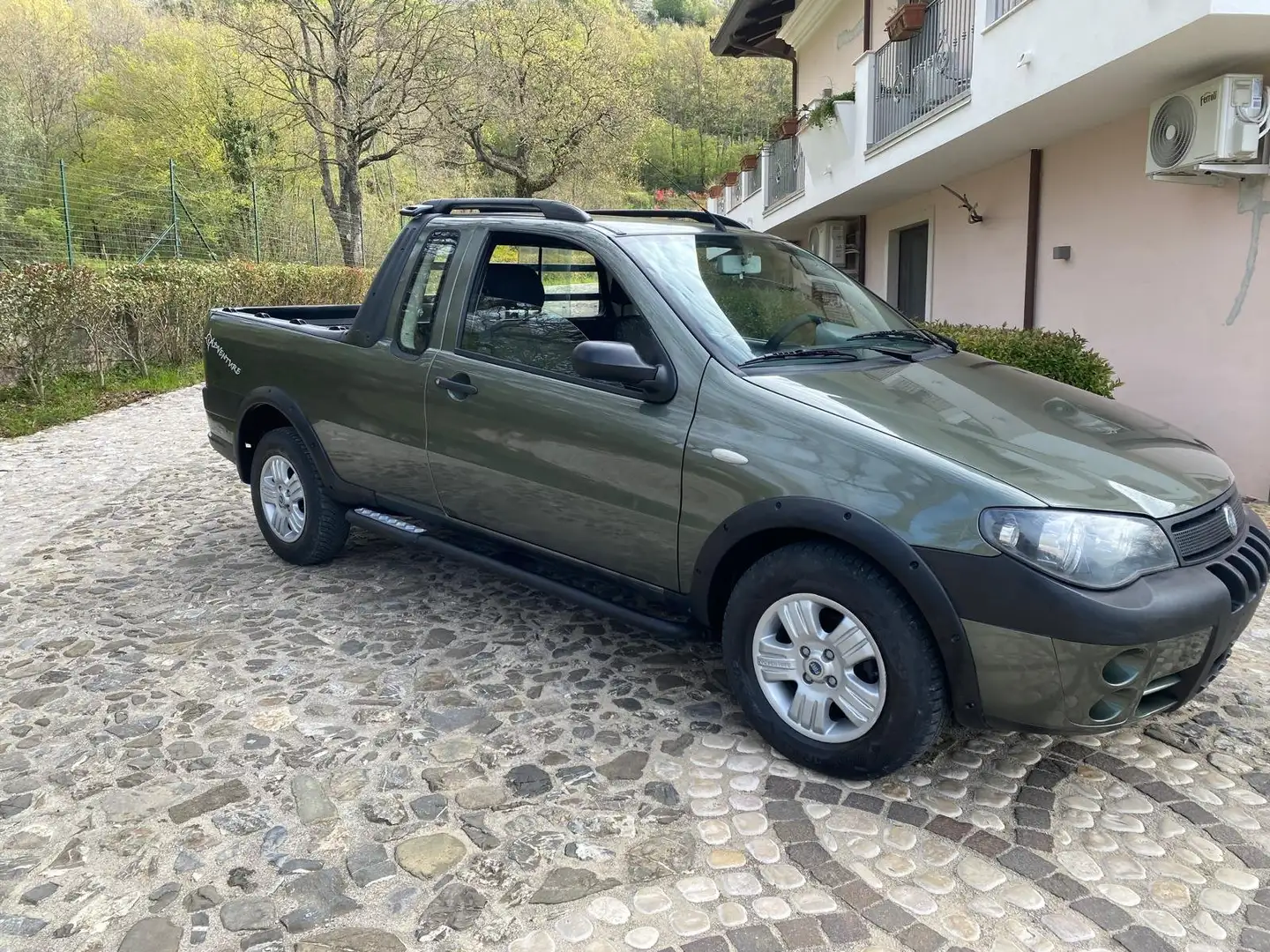 Fiat Strada 1.3 MJT Pick-up adevnture Verde - 2