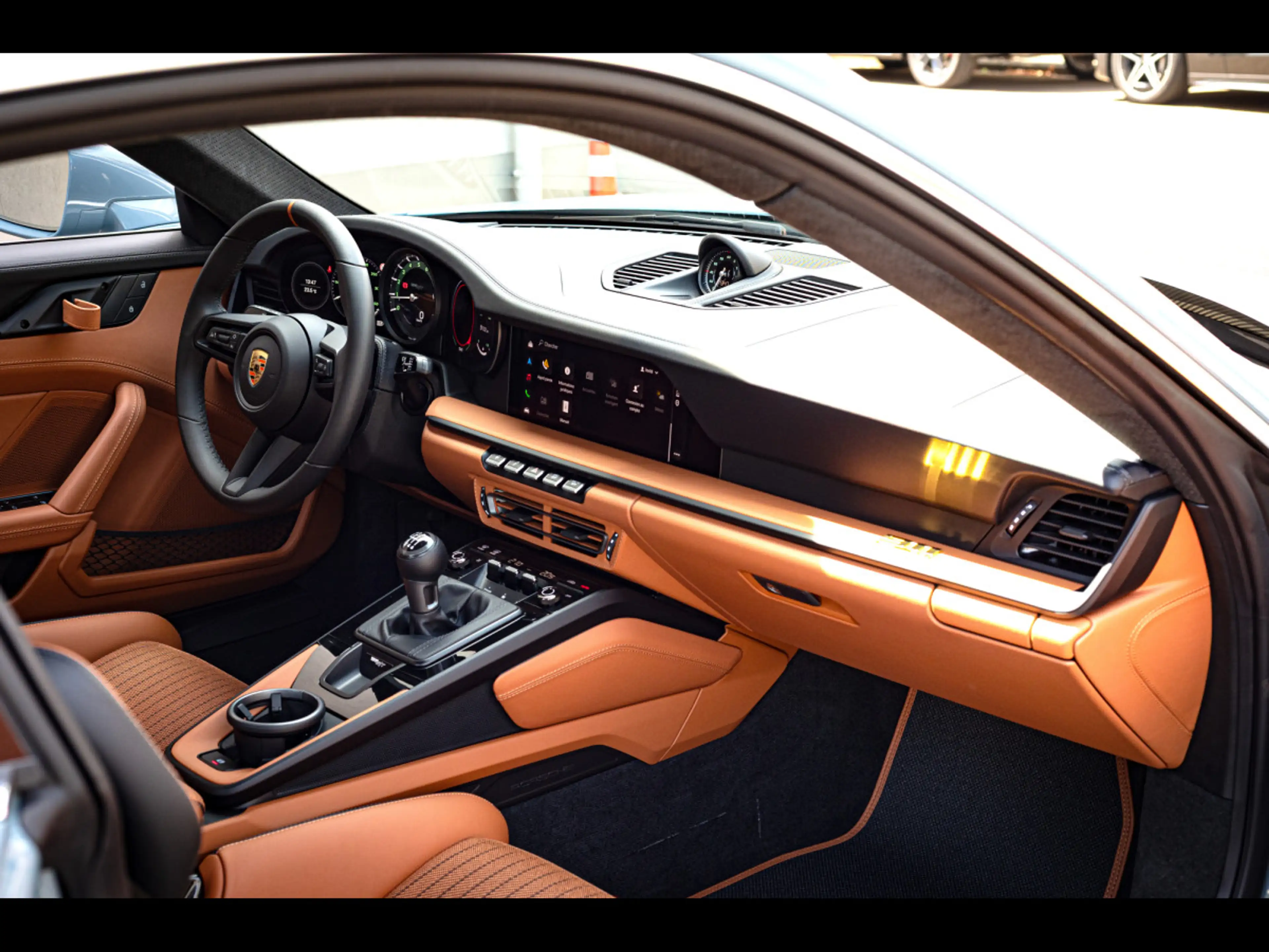 Porsche 911 992.1 S/T°HERITAGE DESIGN PACK°SHOREBLUE°1/1963 — photo 15
