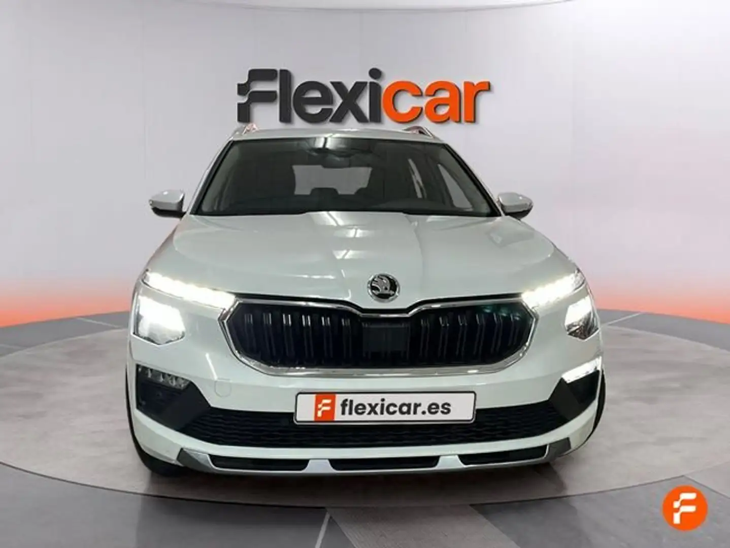 Skoda Kamiq 1.0 TSI Selection DSG7 85kW Blanco - 2