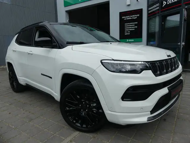Jeep Compass 1.5 S Mild-Hybrid FWD PANO/LEDER/LED/NAVI