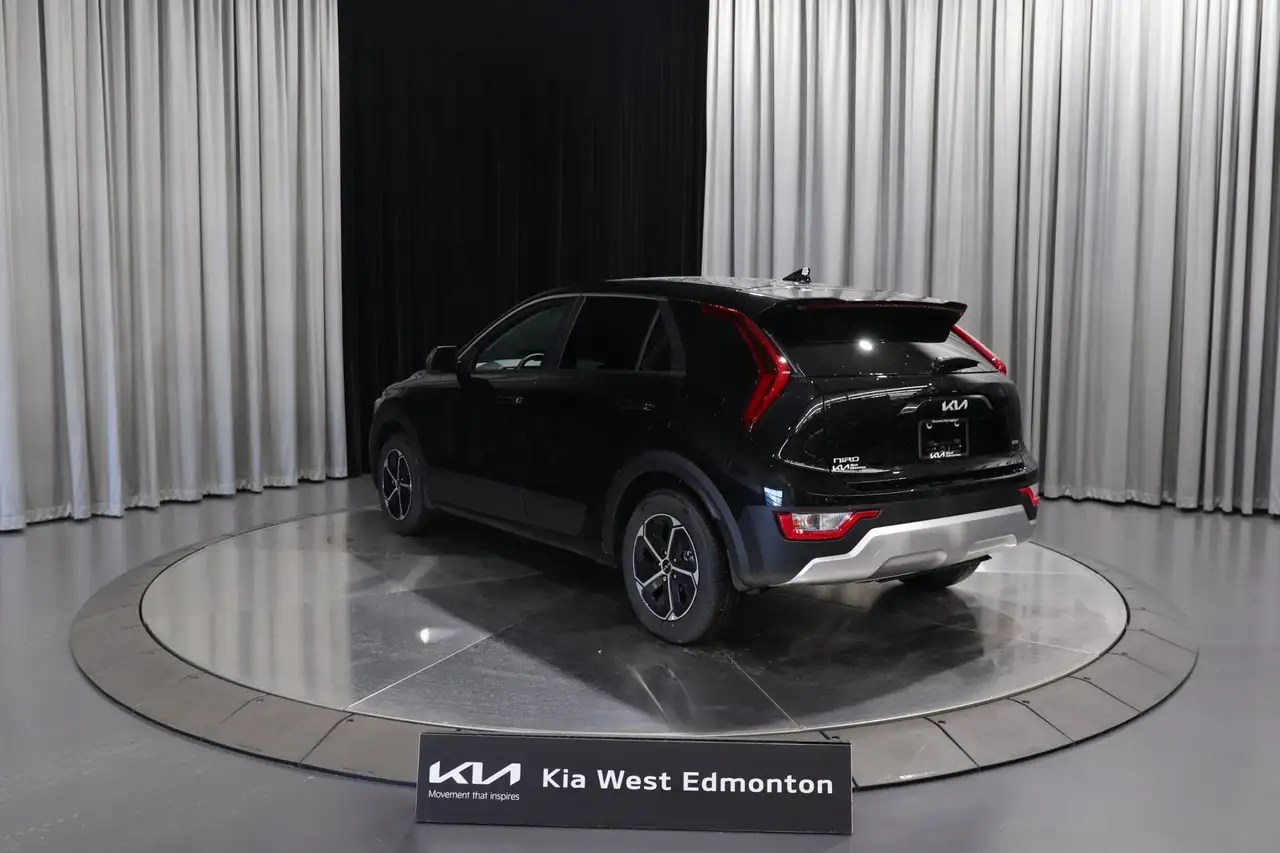 Kia Niro снимка Kia Niro