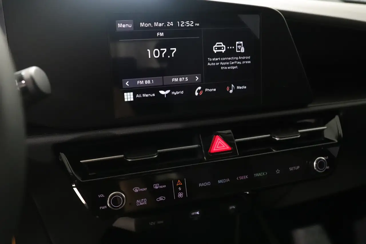 Kia Niro снимка Kia Niro