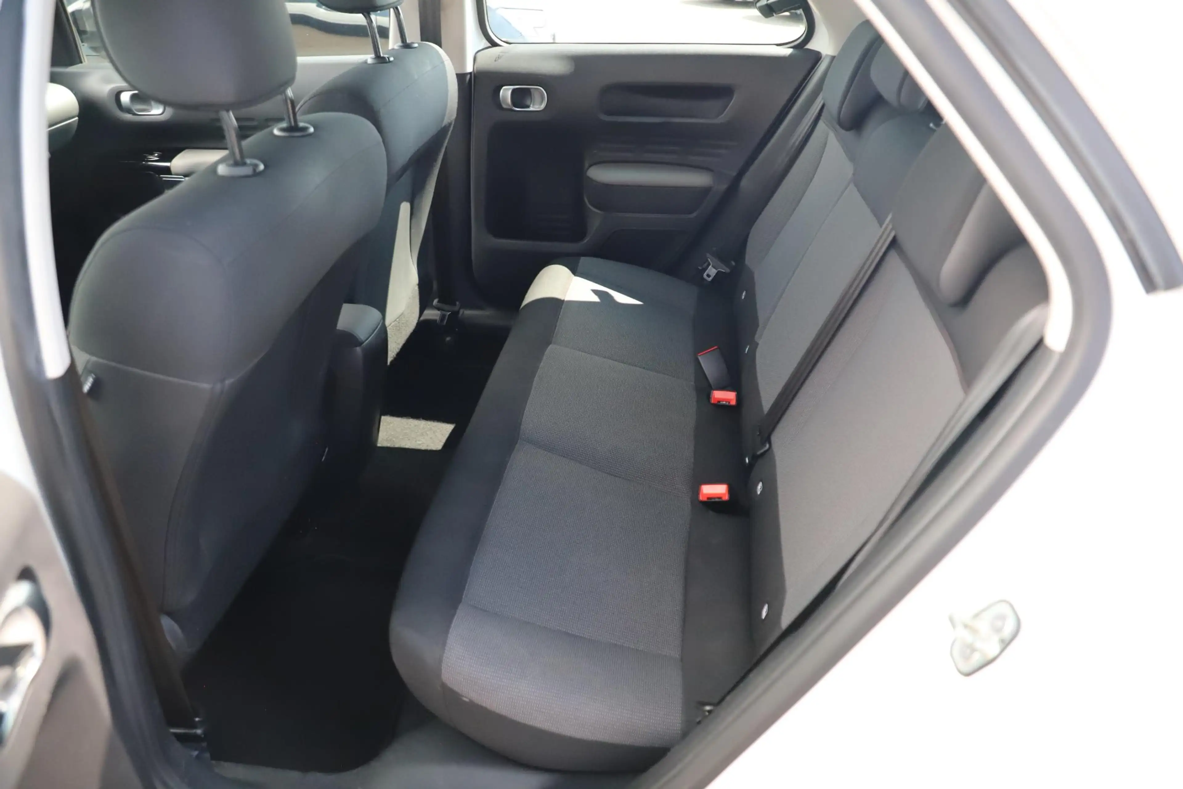 Citroen C4 Cactus 1.2 PureTech Feel 110PK Navigatie Carplay Android — photo 7
