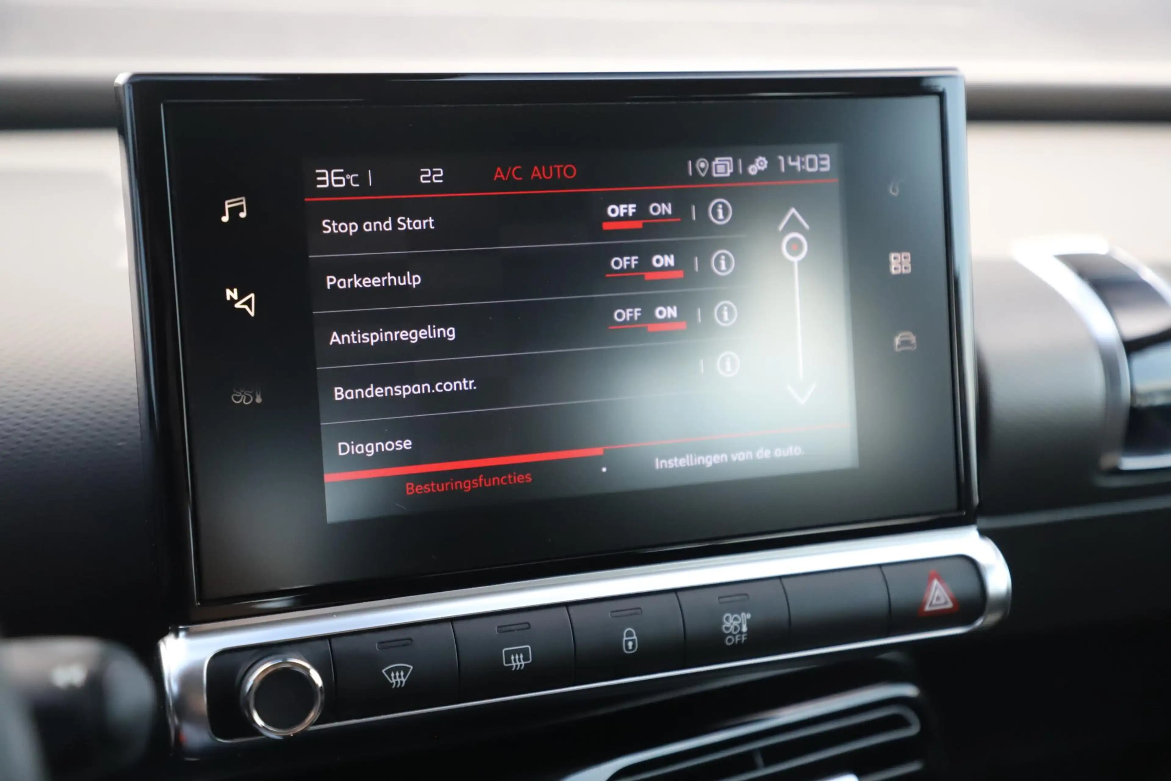 Citroen C4 Cactus 1.2 PureTech Feel 110PK Navigatie Carplay Android — photo 16