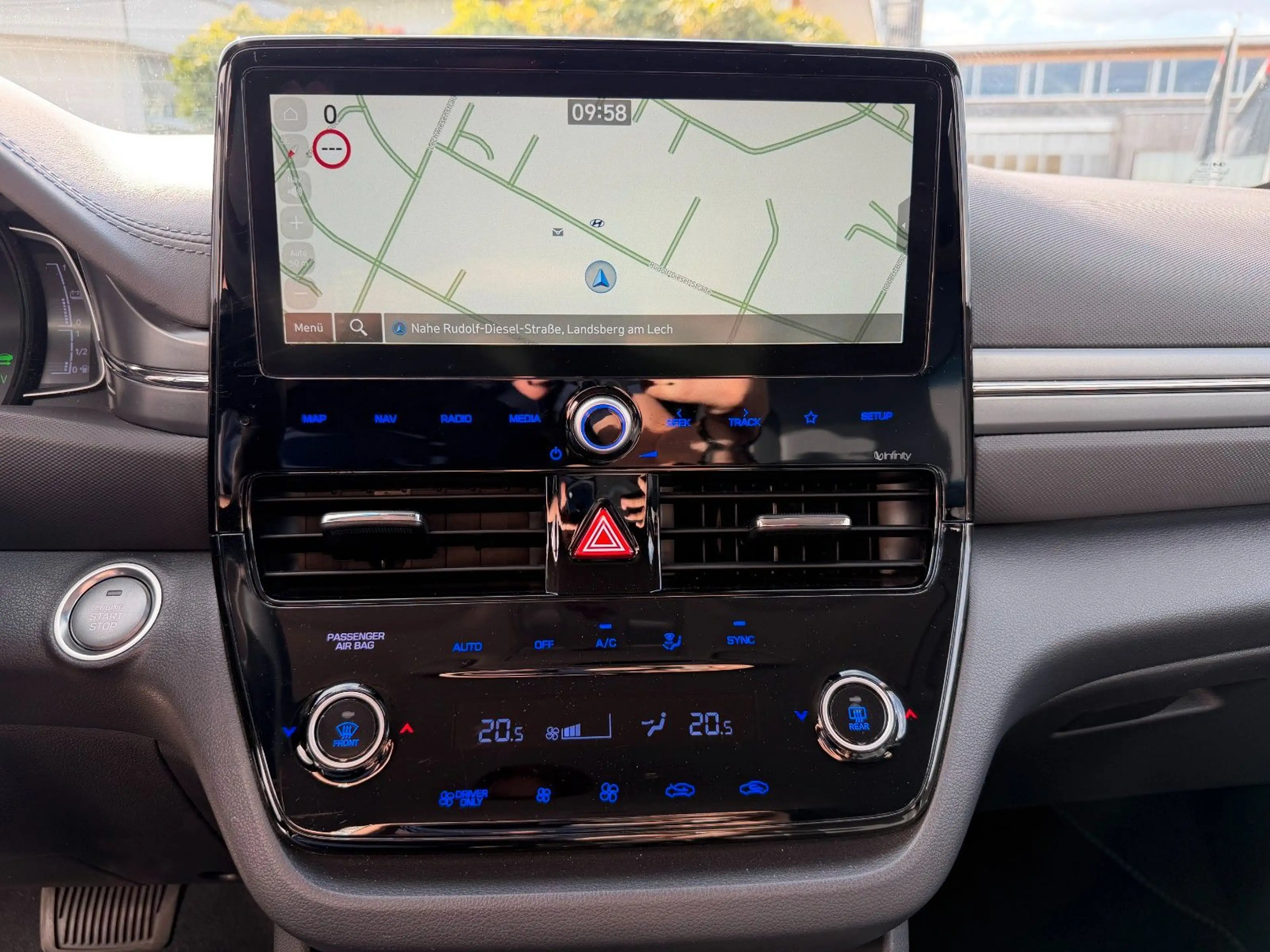Hyundai IONIQ HEV Premium / GJR — photo 15