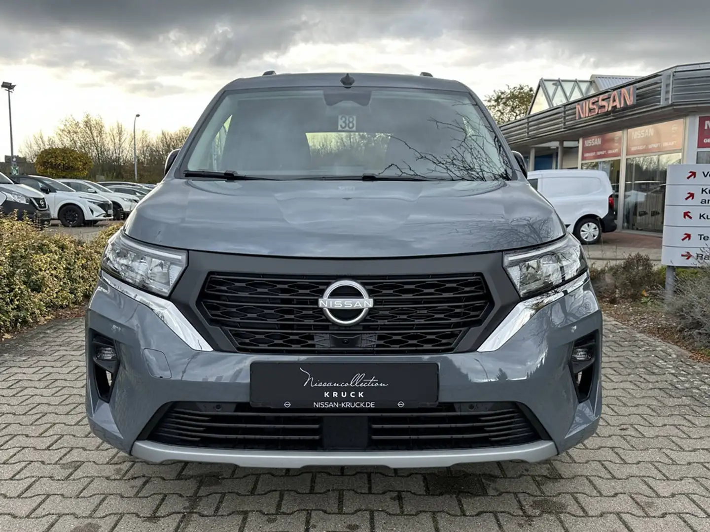 Nissan Townstar Kombi L1 DIG-T 130 AT TEKNA 2ST Grau - 2