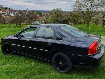 S80 2.5T Momentum