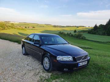 S80 2.5T Momentum