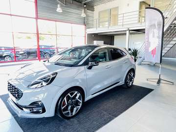 ST 1,5 200 PACK PERF ATTELAGE DIFFERENTIEL LAUNCH CONTROL GPS CAMERA FEUX FULL LED HIFI B&O APP