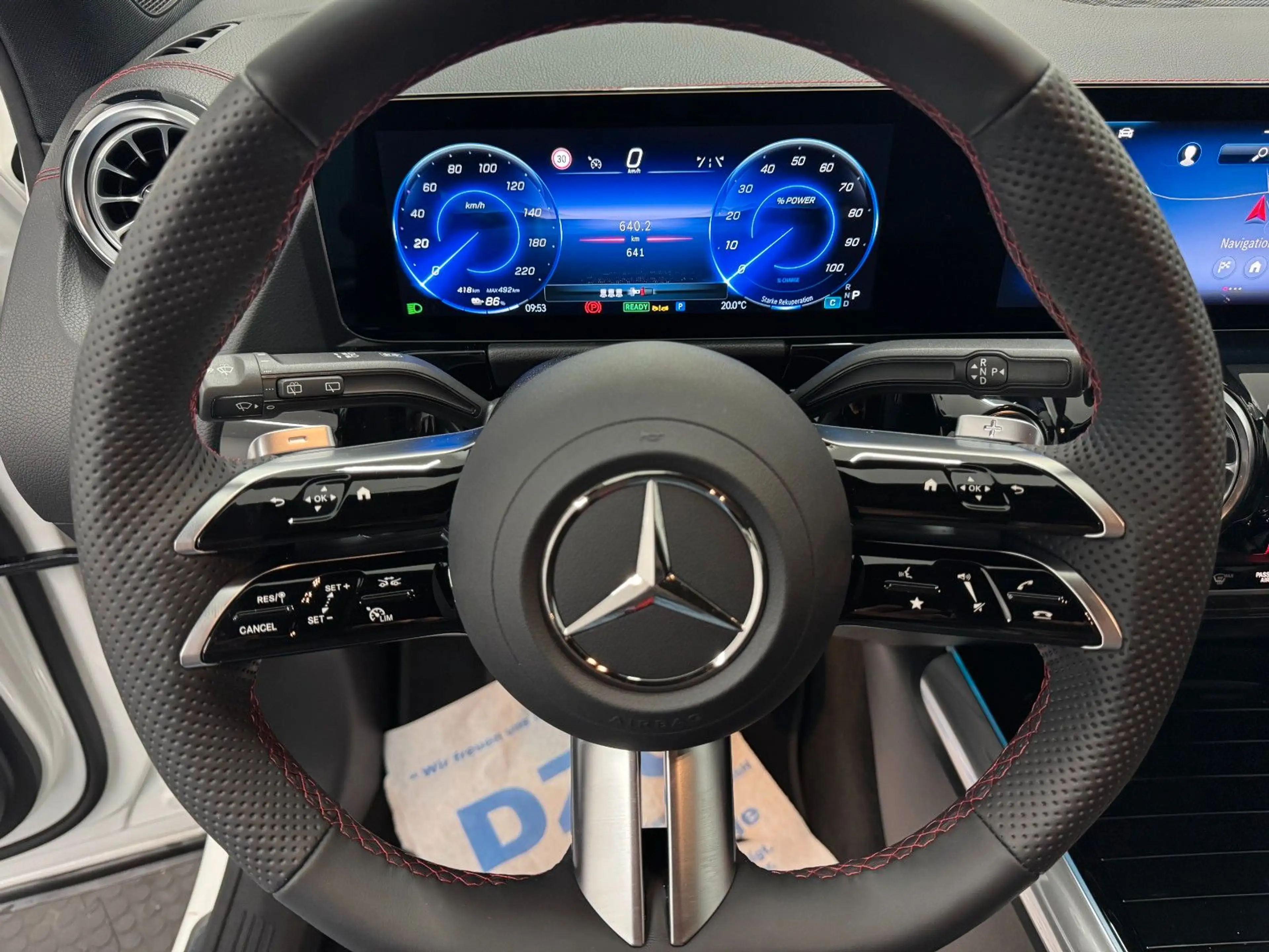 Mercedes-Benz EQA 250+ AMG LINE*LED*WIDE*KAMERA*SHZ* — photo 13