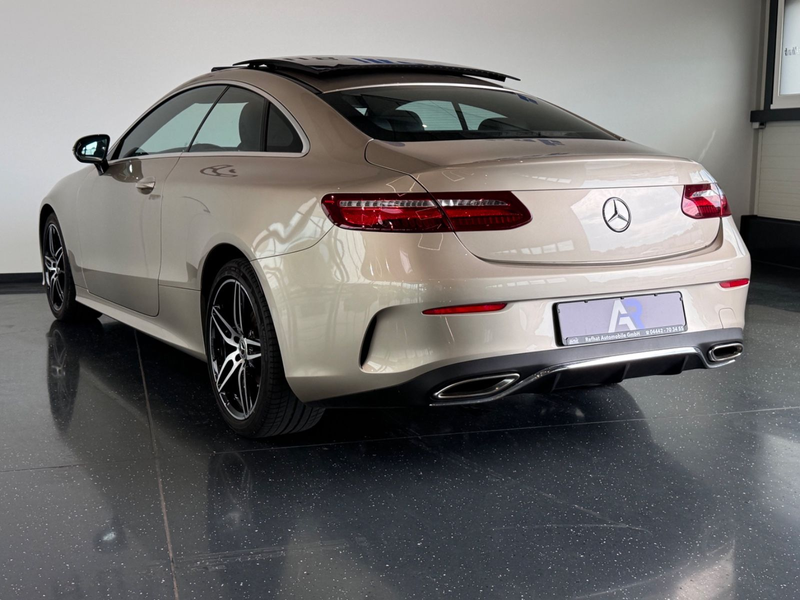 Mercedes-Benz E 300 Coupe*AMG*PANO*BURMESTER*WIDESCREEN*LED* — photo 11