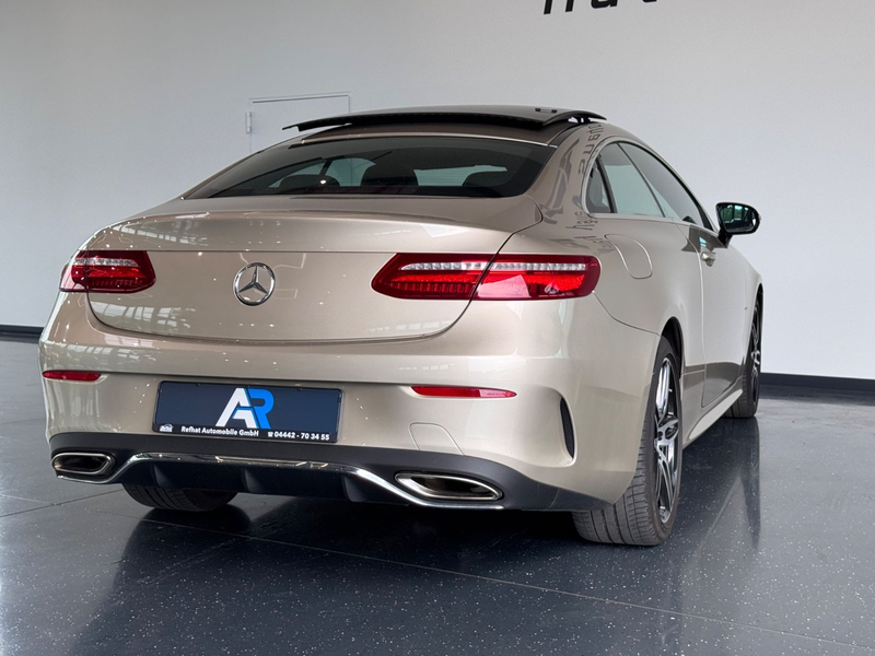 Mercedes-Benz E 300 Coupe*AMG*PANO*BURMESTER*WIDESCREEN*LED* — photo 8