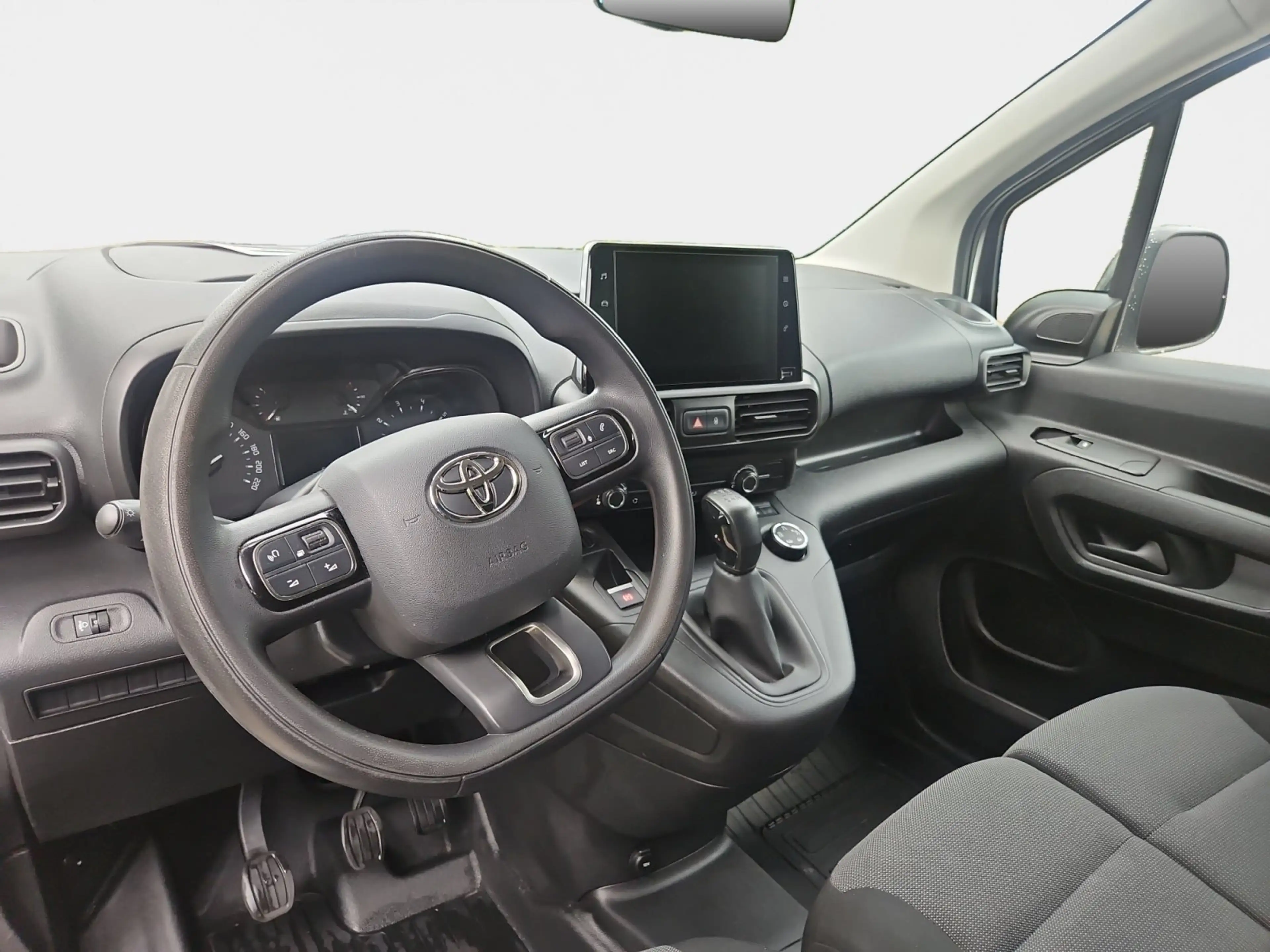 Toyota Proace City 1.5 D4D Launch edition L1 2xKlima — photo 13