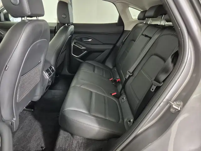 Jaguar E-Pace view 5