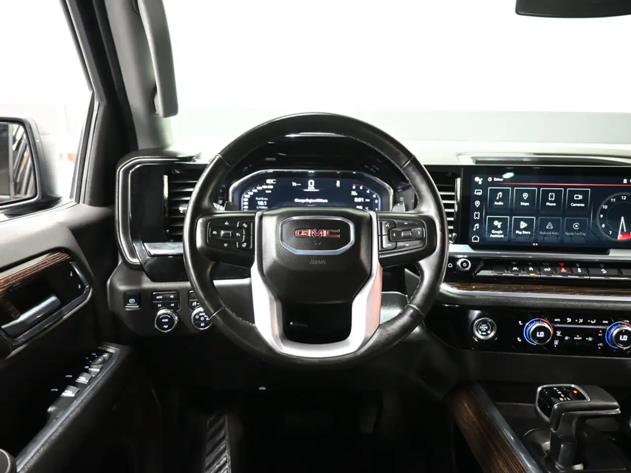 GMC Sierra 1500 снимка GMC Sierra 1500