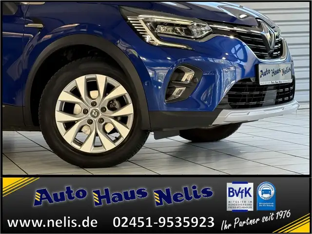Renault Captur view 2