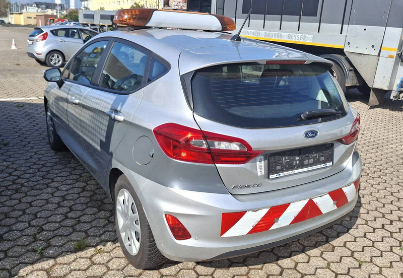 Ford Fiesta Trend Cool & Sound-Paket Winter-Paket 5 Türen PDC — photo 5