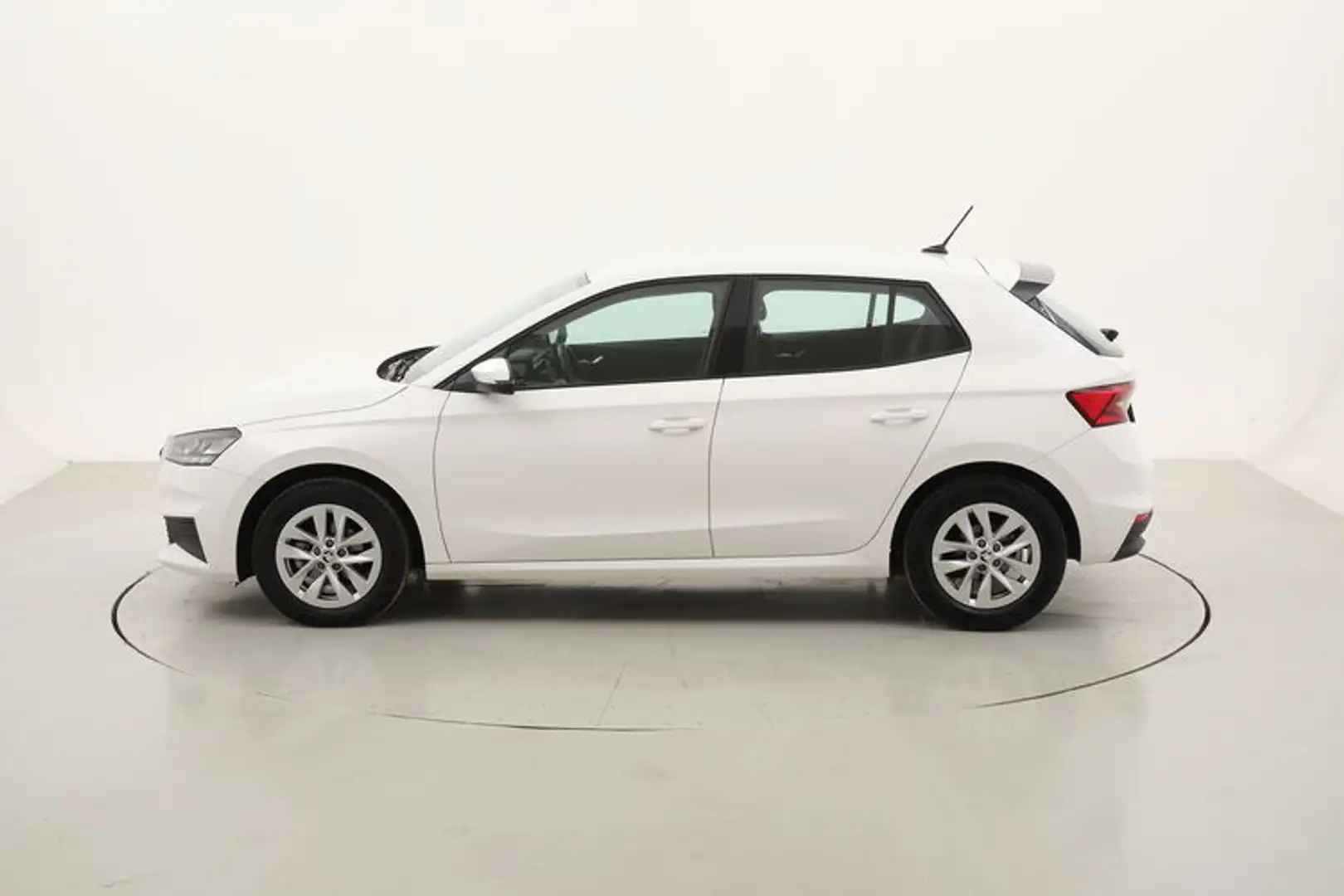 Skoda Fabia Ambition 1.0 Benzina 80CV Bianco - 2