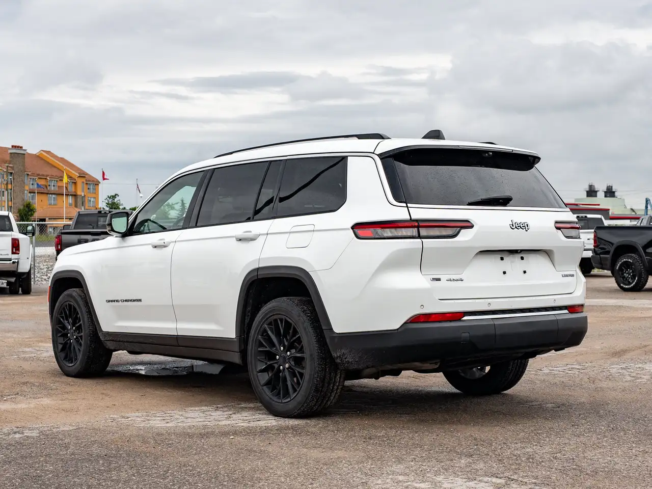 Jeep Grand Cherokee снимка Jeep Grand Cherokee