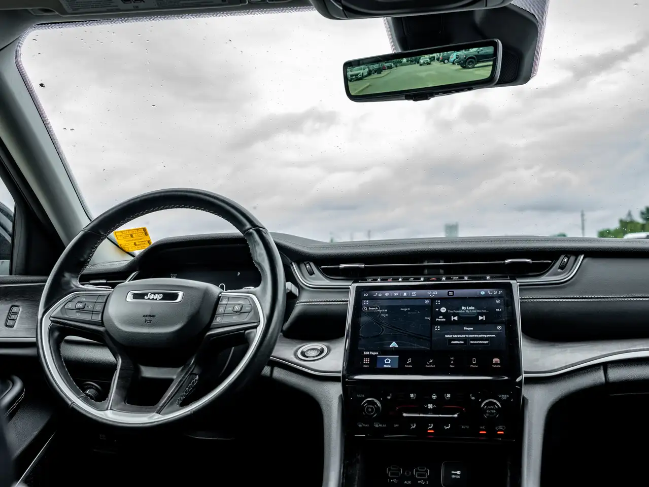 Jeep Grand Cherokee снимка Jeep Grand Cherokee