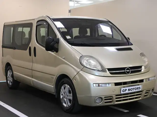 Opel Vivaro 27 TDCI 135 cv 8 Posti