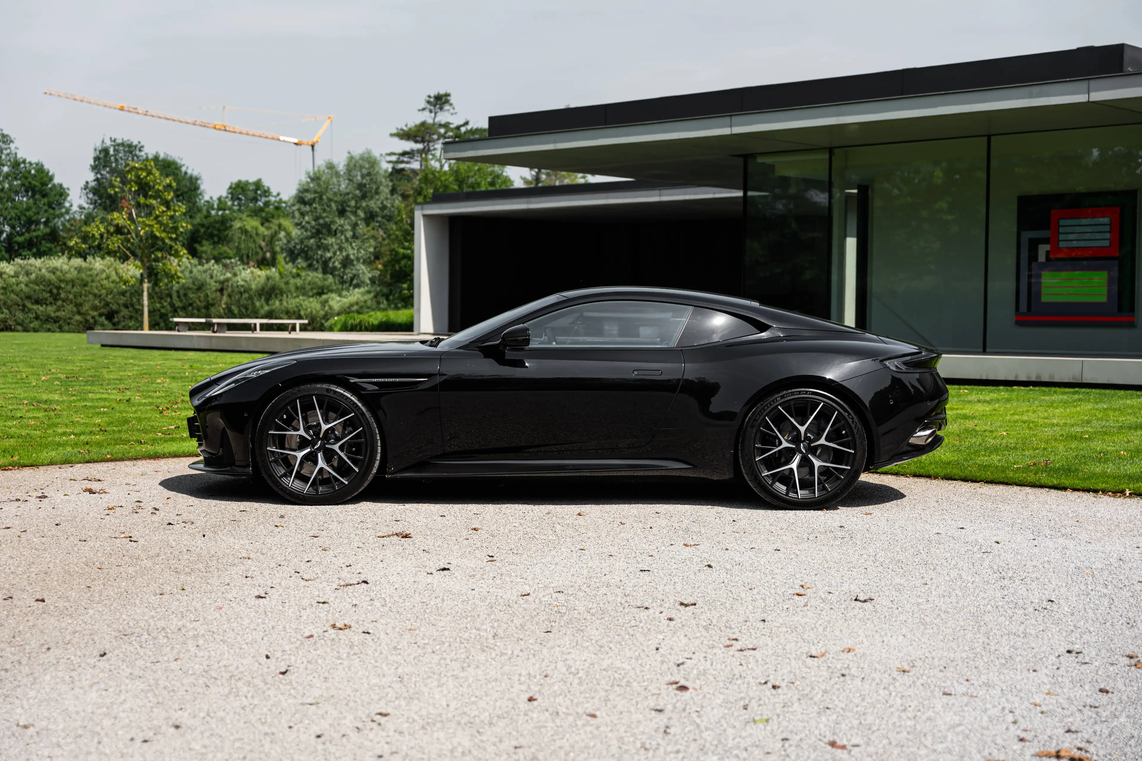Aston Martin DB12 4.0 V8 COUPE / BOWERS & WILKINS / SEAT VENT / BLACK PACK/ VAT — photo 15