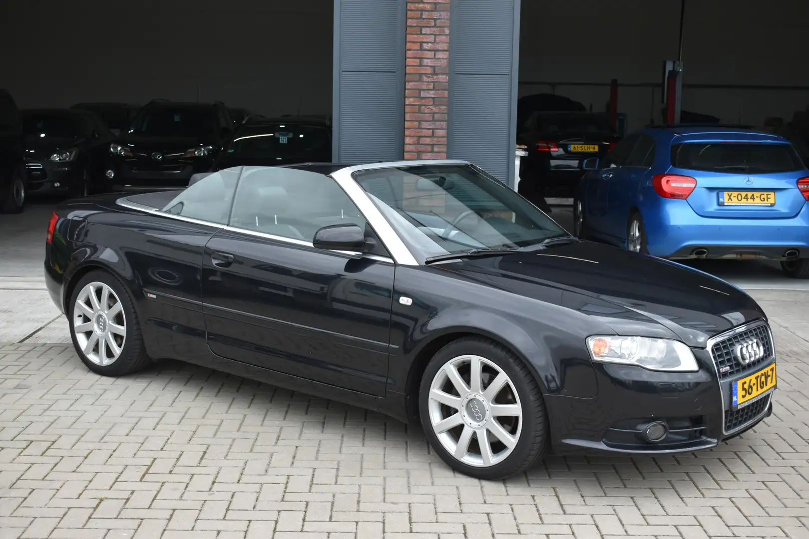 Audi A4 Cabriolet 2.0 TFSI Pro Line Noir - 1