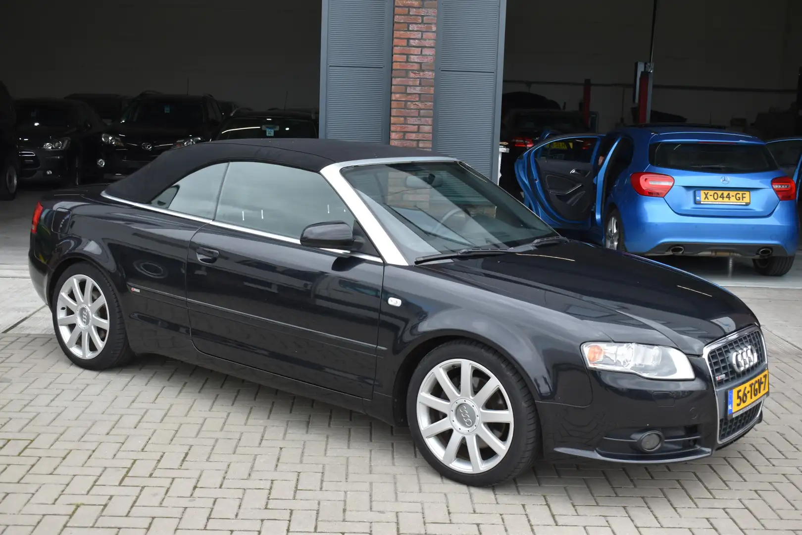 Audi A4 Cabriolet 2.0 TFSI Pro Line Noir - 2