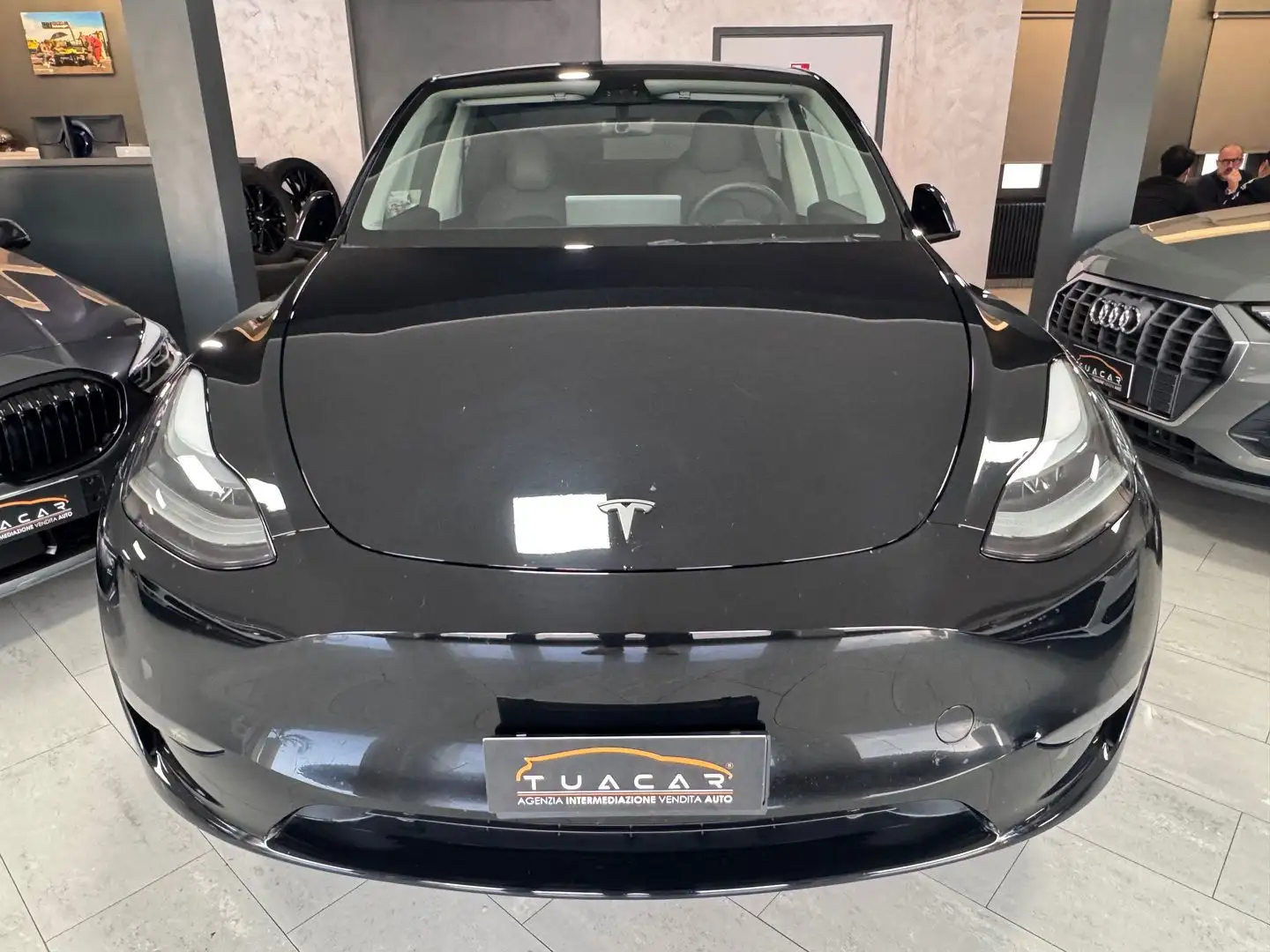 Tesla Model Y Dual Motor Long Range AWD Nero - 2