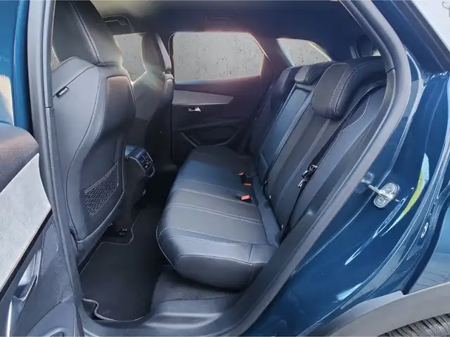 Peugeot 3008 view 8