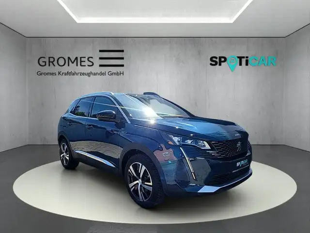 Peugeot 3008 main image