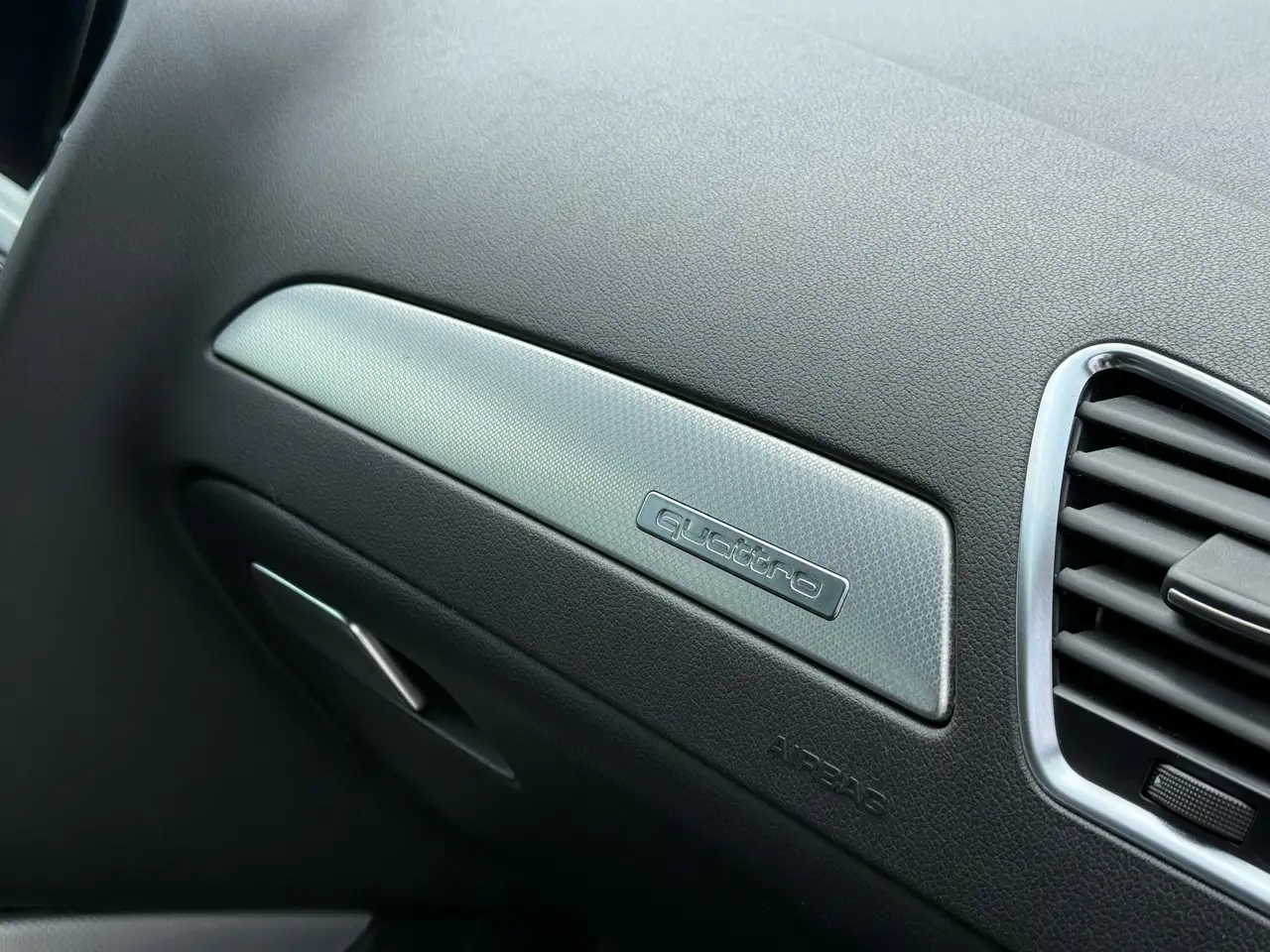 Audi A4 Attraction quattro – Bild 22