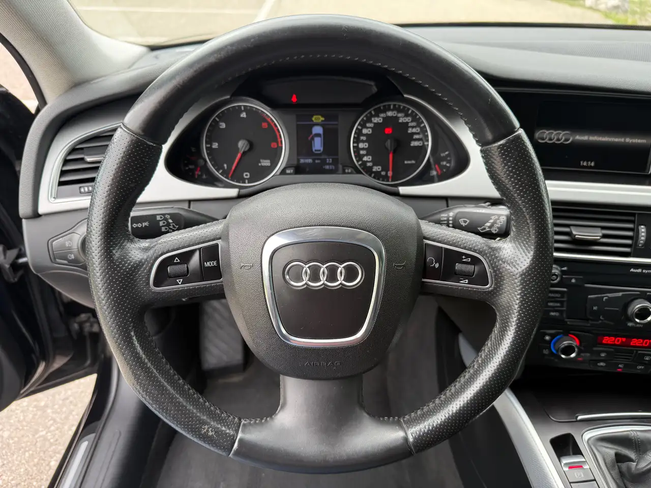 Audi A4 Attraction quattro – Bild 17