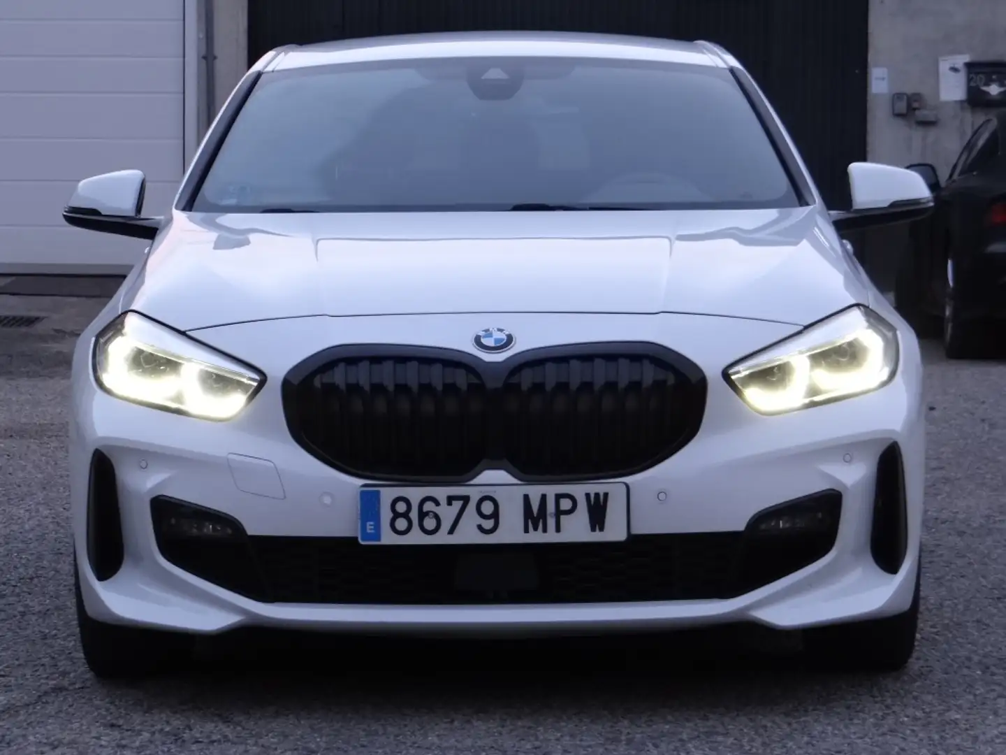 BMW 120 120iA M Sport Blanc - 1