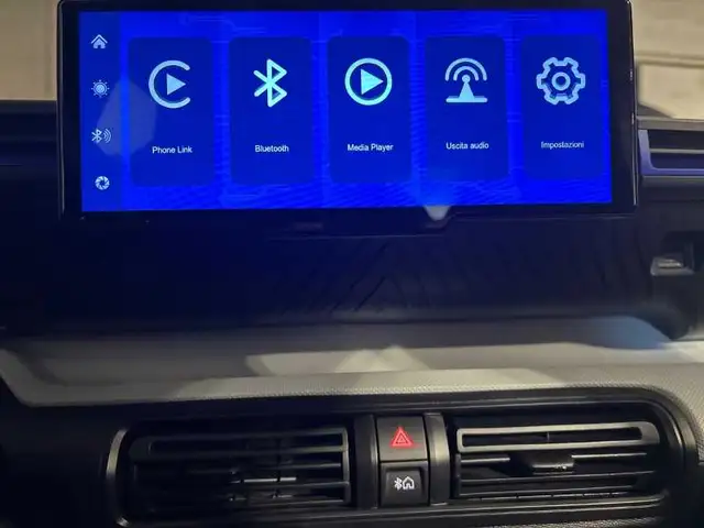 Citroen C3 view 18