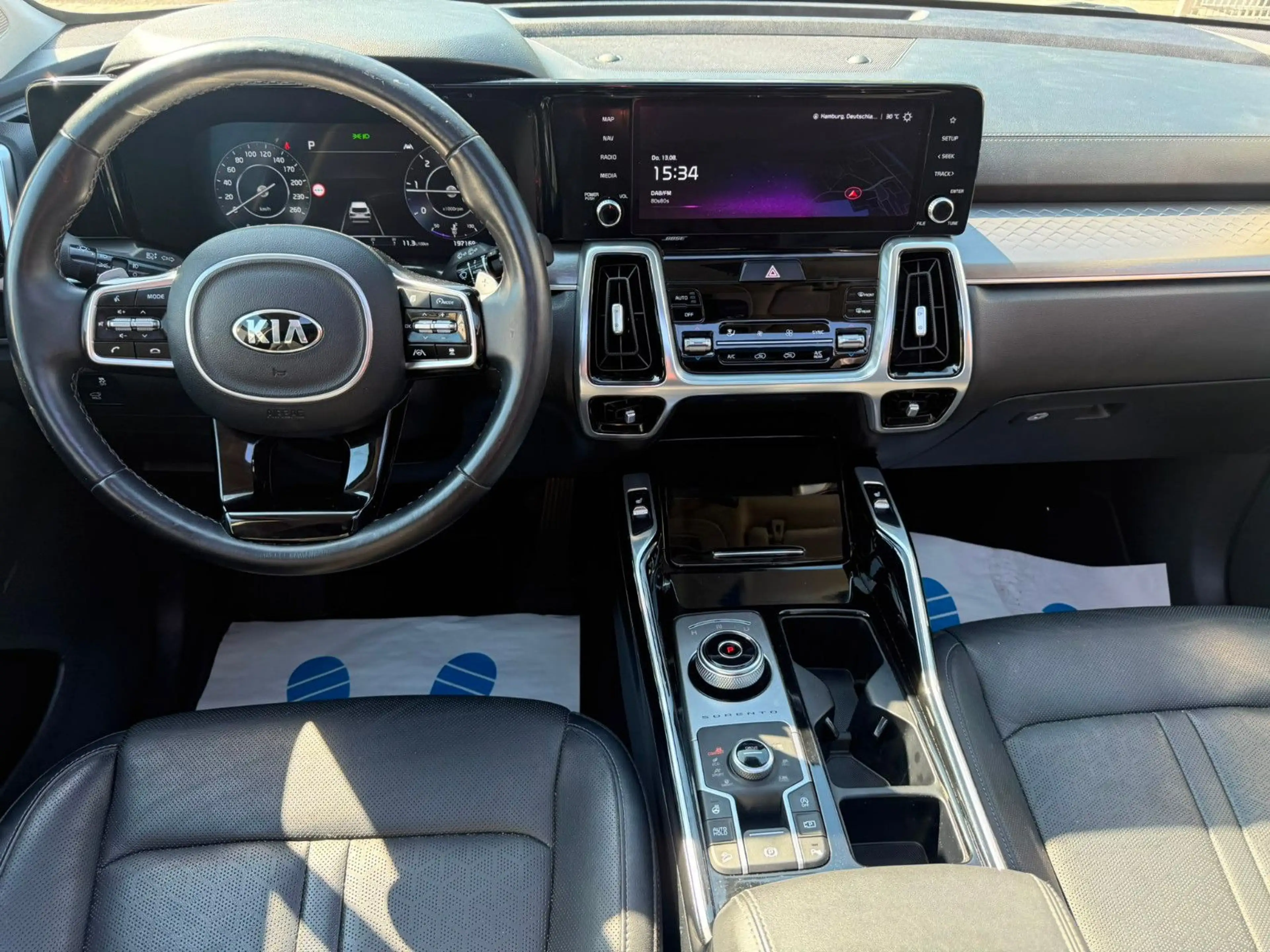 Kia Sorento 2.2 AUTSpirit 4WD*7SITZER*LED*NAVI*PANO — photo 14