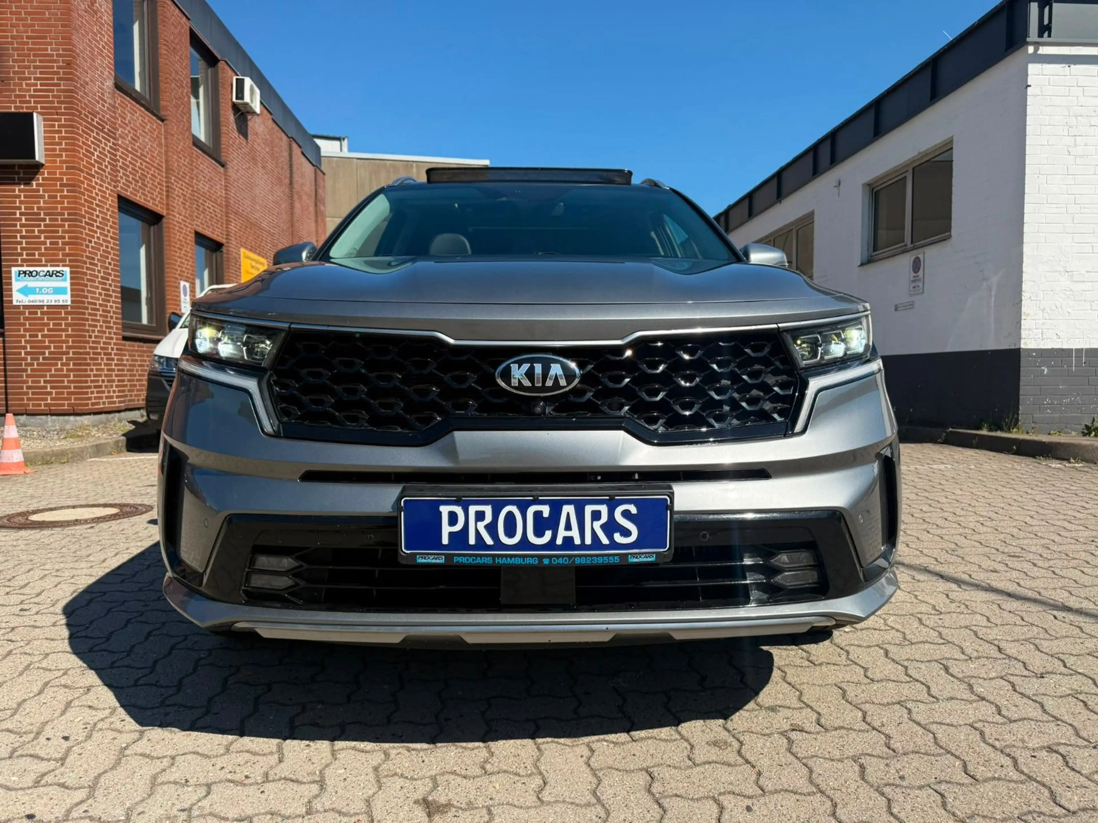 Kia Sorento 2.2 AUTSpirit 4WD*7SITZER*LED*NAVI*PANO — photo 4