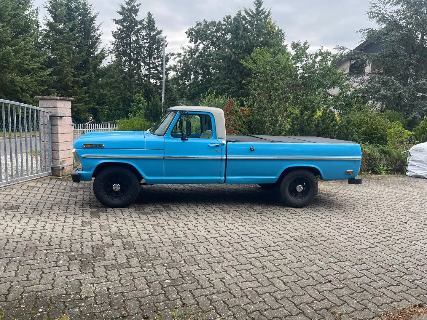 Ford F 250 360 V8 5,8 Liter Bleu - 2