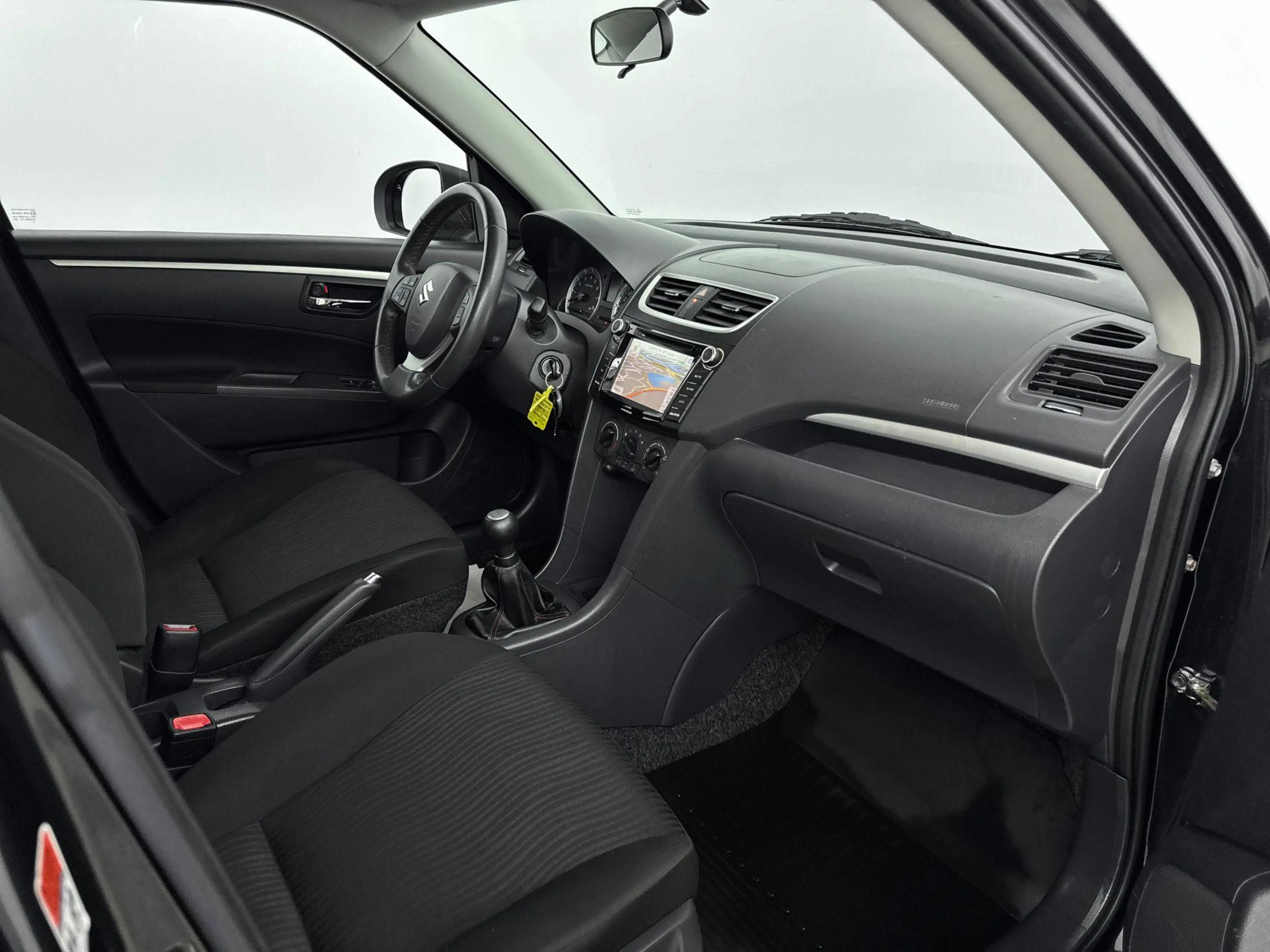 Suzuki Swift 1.2 BANDIT EASSS | 5 DEURS | NAVI | AIRCO | CRUISE — photo 9