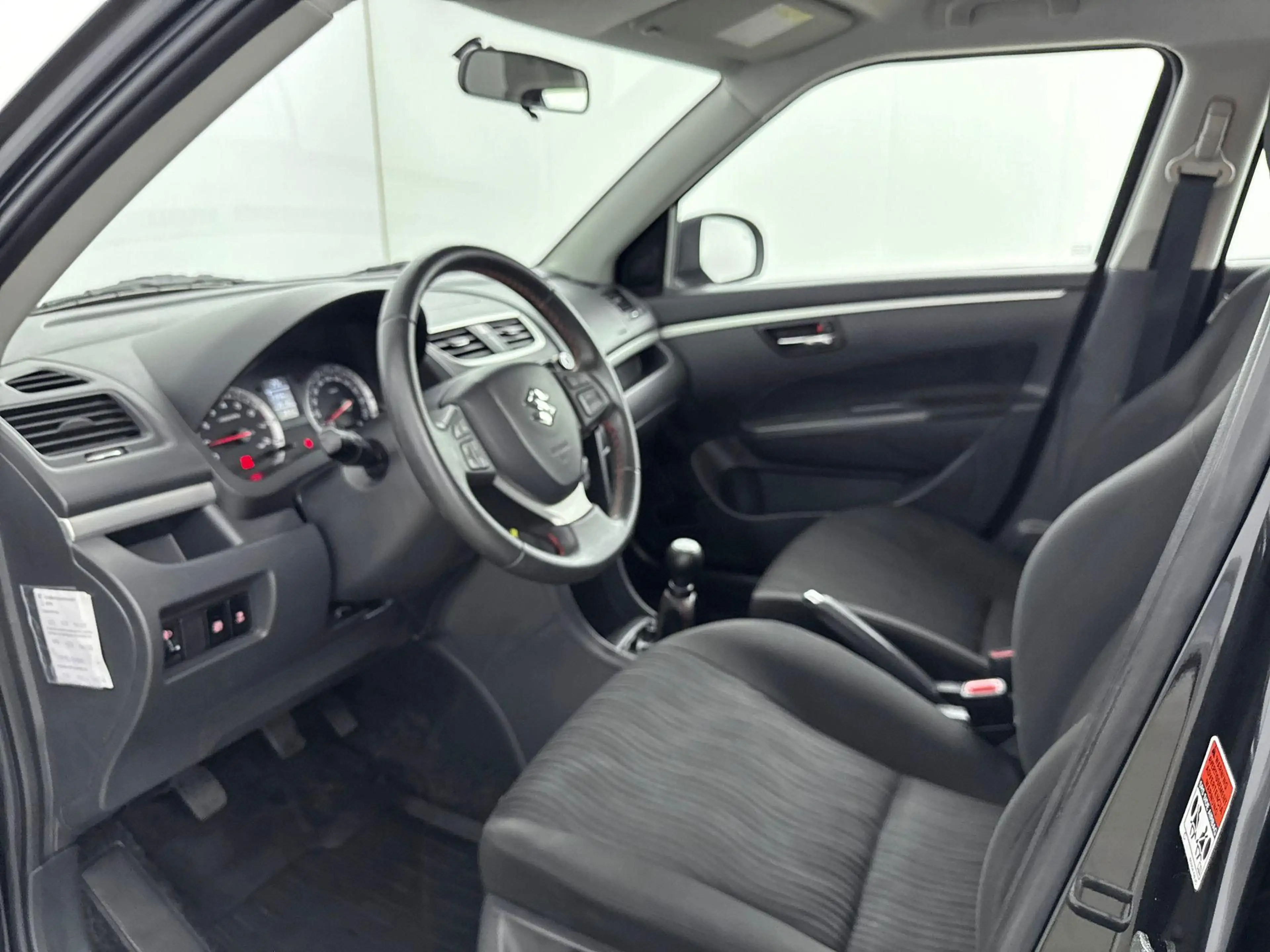 Suzuki Swift 1.2 BANDIT EASSS | 5 DEURS | NAVI | AIRCO | CRUISE — photo 10