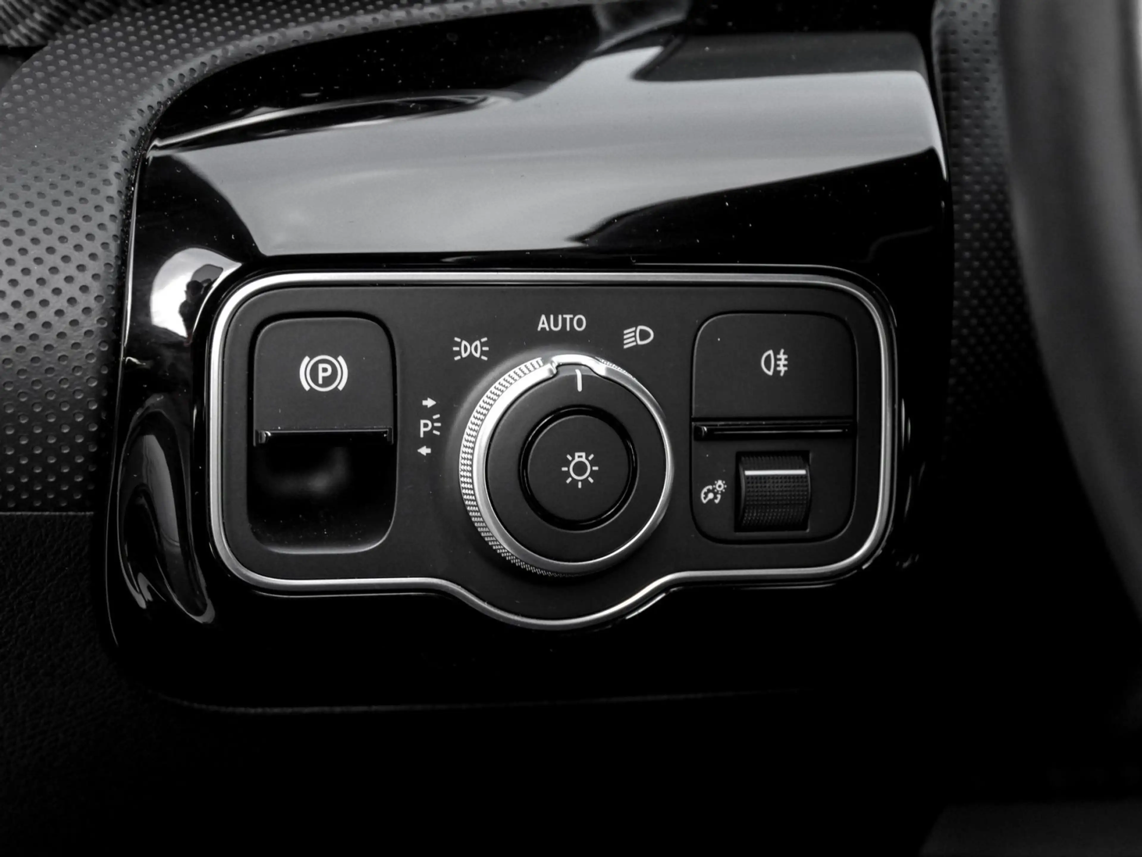 Mercedes-Benz A 200 Progressive DCT LED Navi Advanced-Paket — photo 13