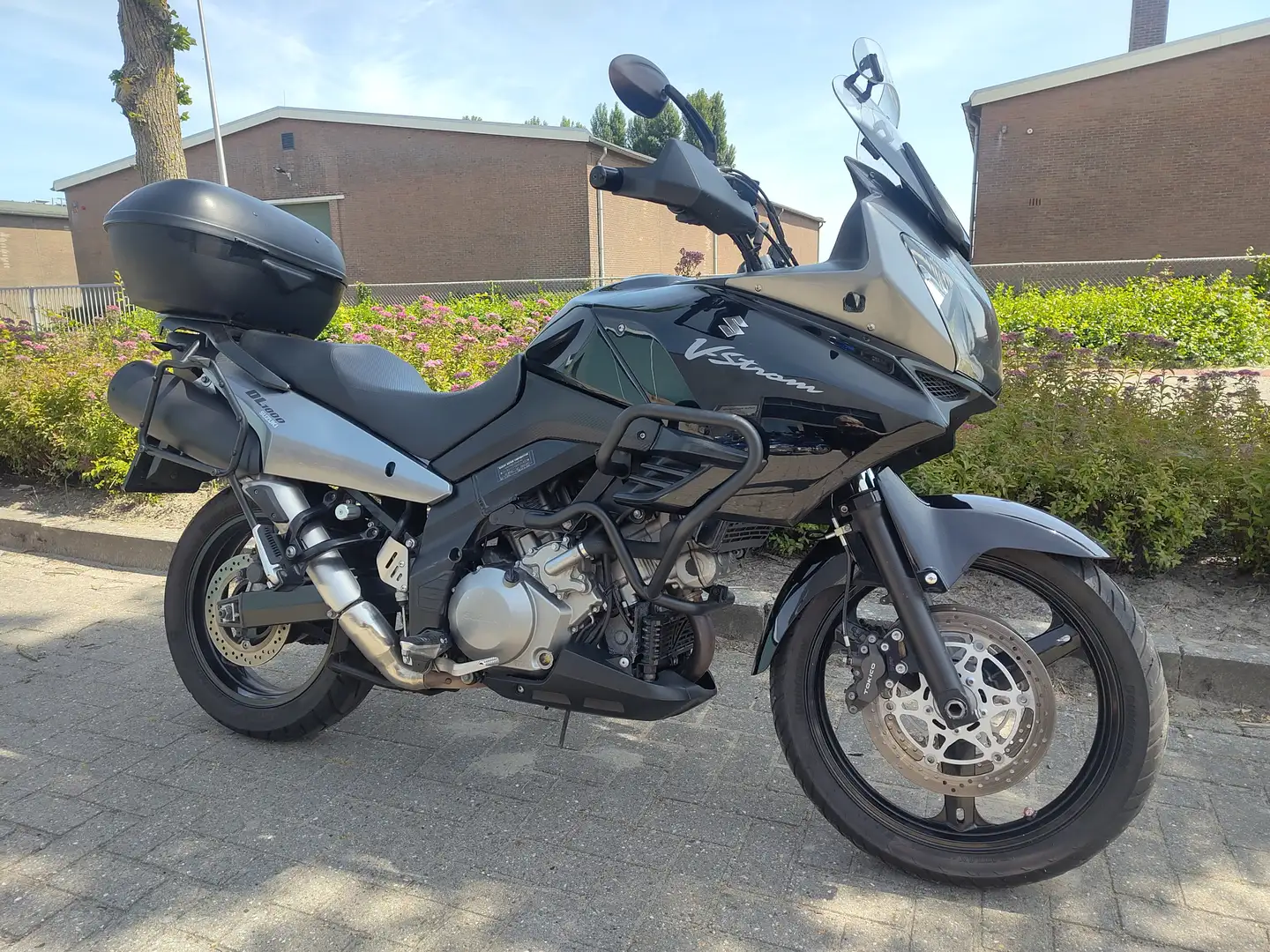 Suzuki V-Strom 1000 DL1000 Zwart - 1