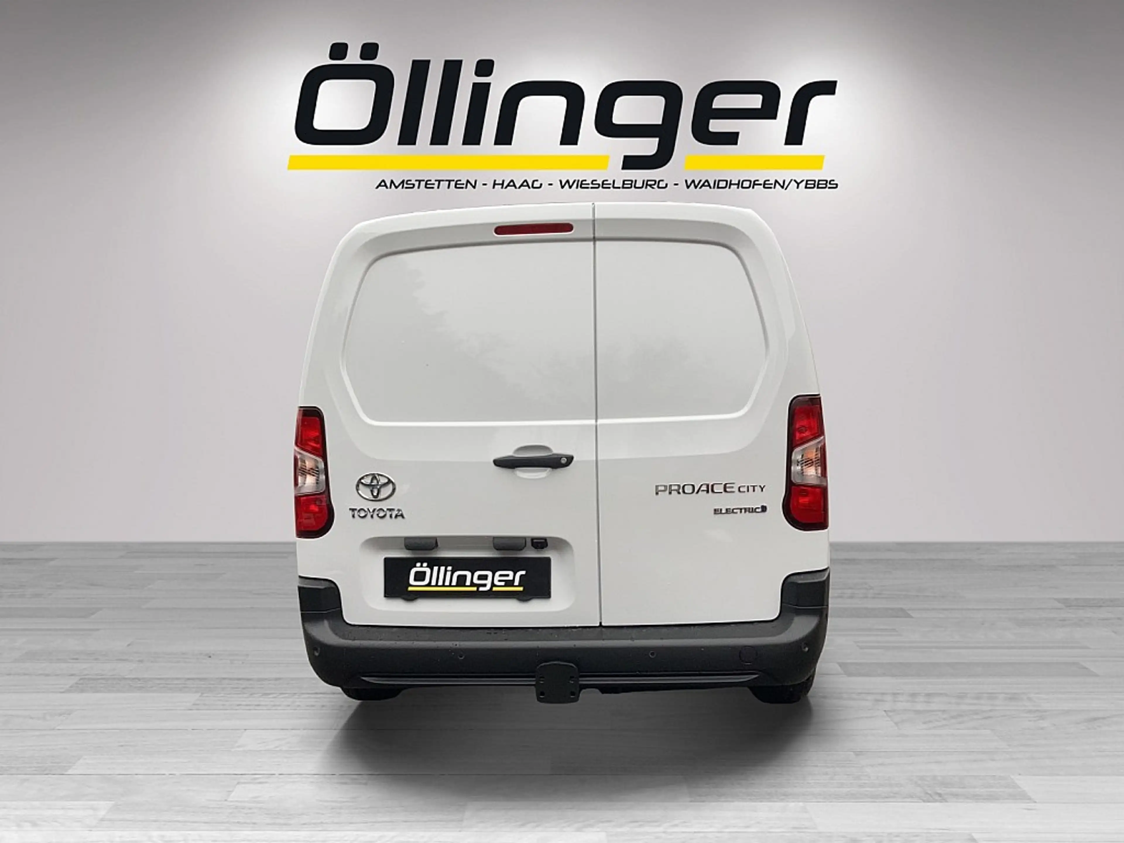 Toyota Proace City Electric KW Comfort L2 + NAVIPAKET! — photo 4