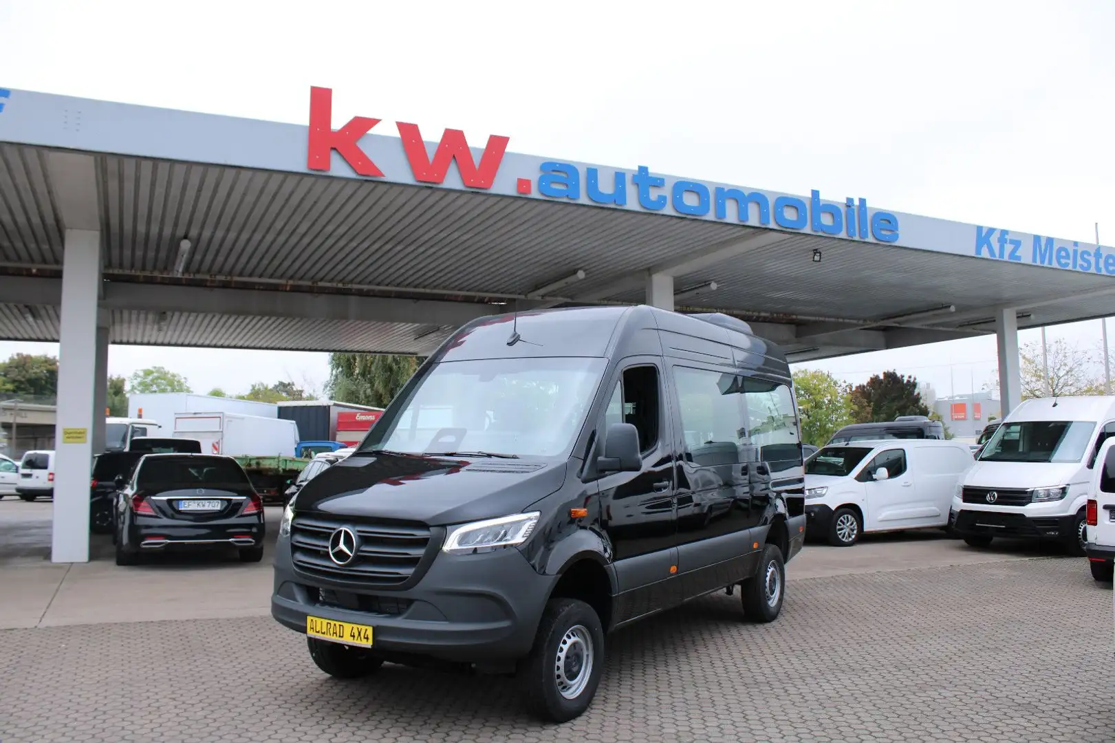 Mercedes-Benz Sprinter319-4x4 Tourer,LED-NEUWAGEN Schwarz - 1