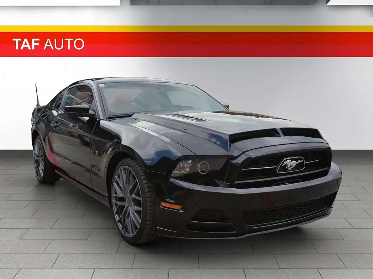 Ford Mustang EcoBoost mit Lederausstattung V6 - NEUER Service Schwarz - 1