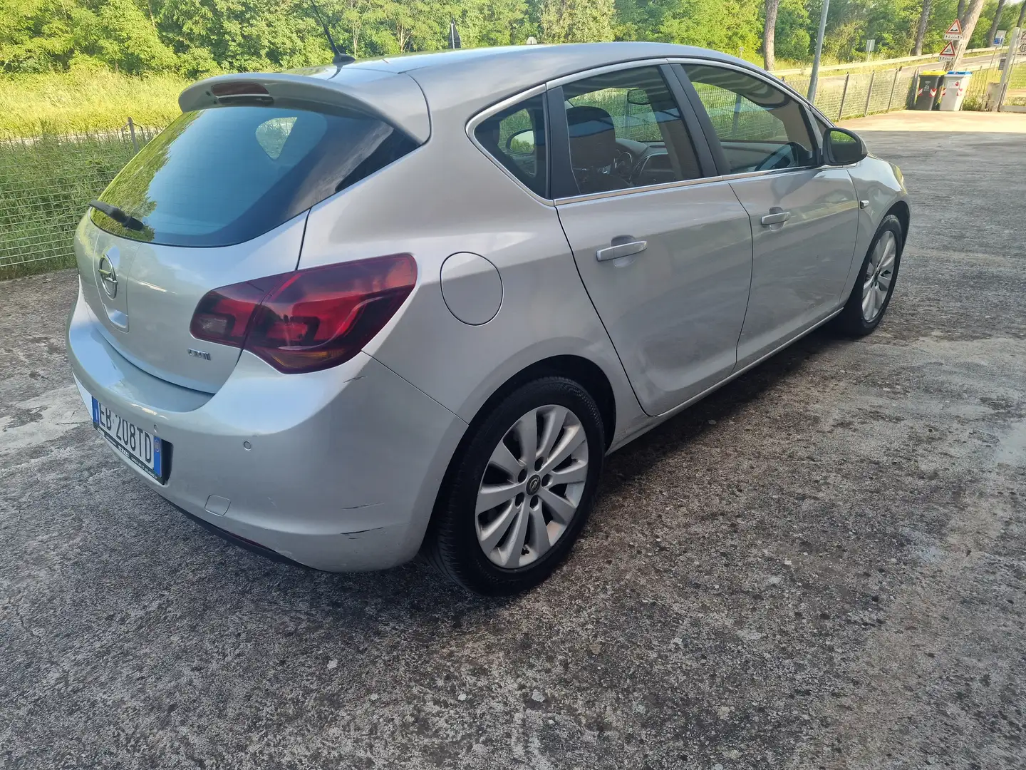 Opel Astra Astra 5p 1.7 cdti Elective 110cv Срібний - 2