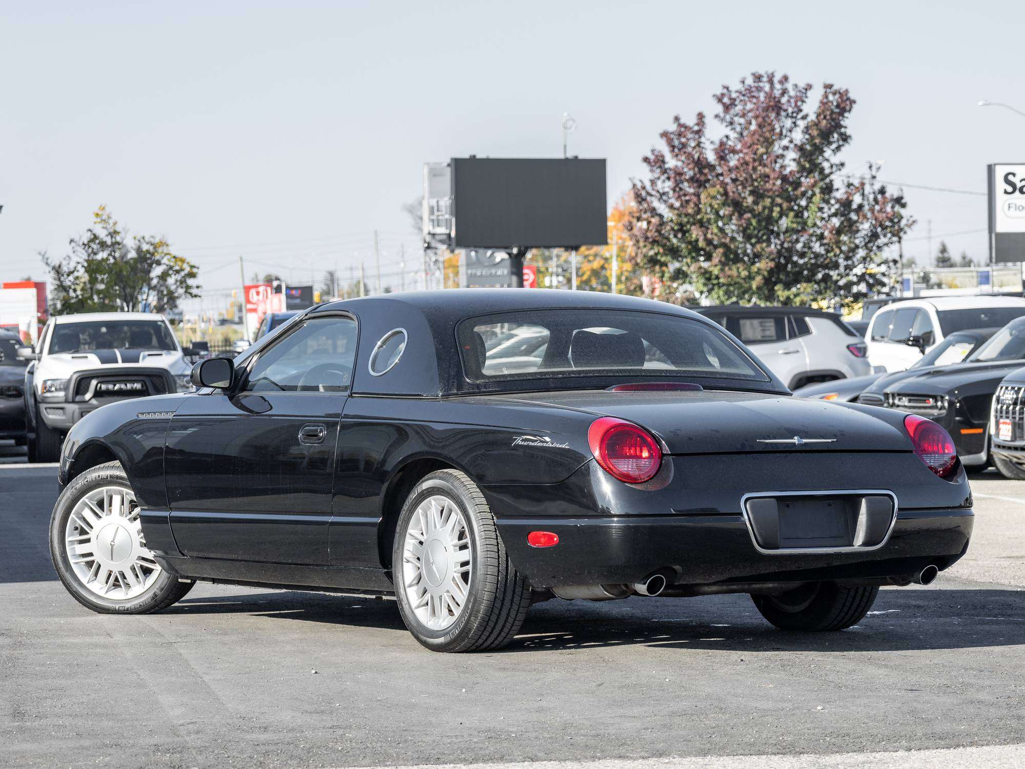 2002 Ford Thunderbird