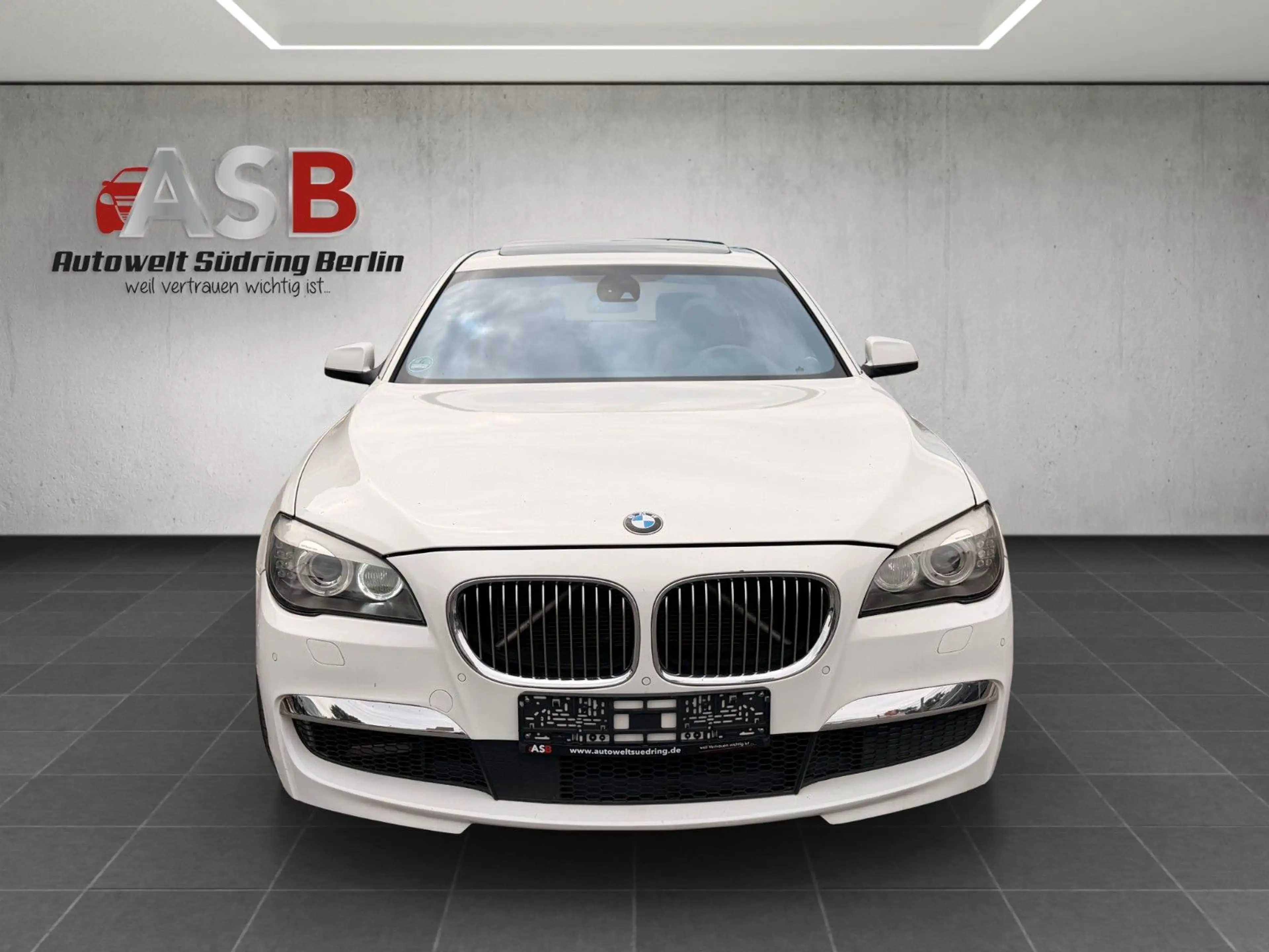 BMW 740 d xDrive M-Sportpaket*Leder*Fond Entertainmen — photo 2