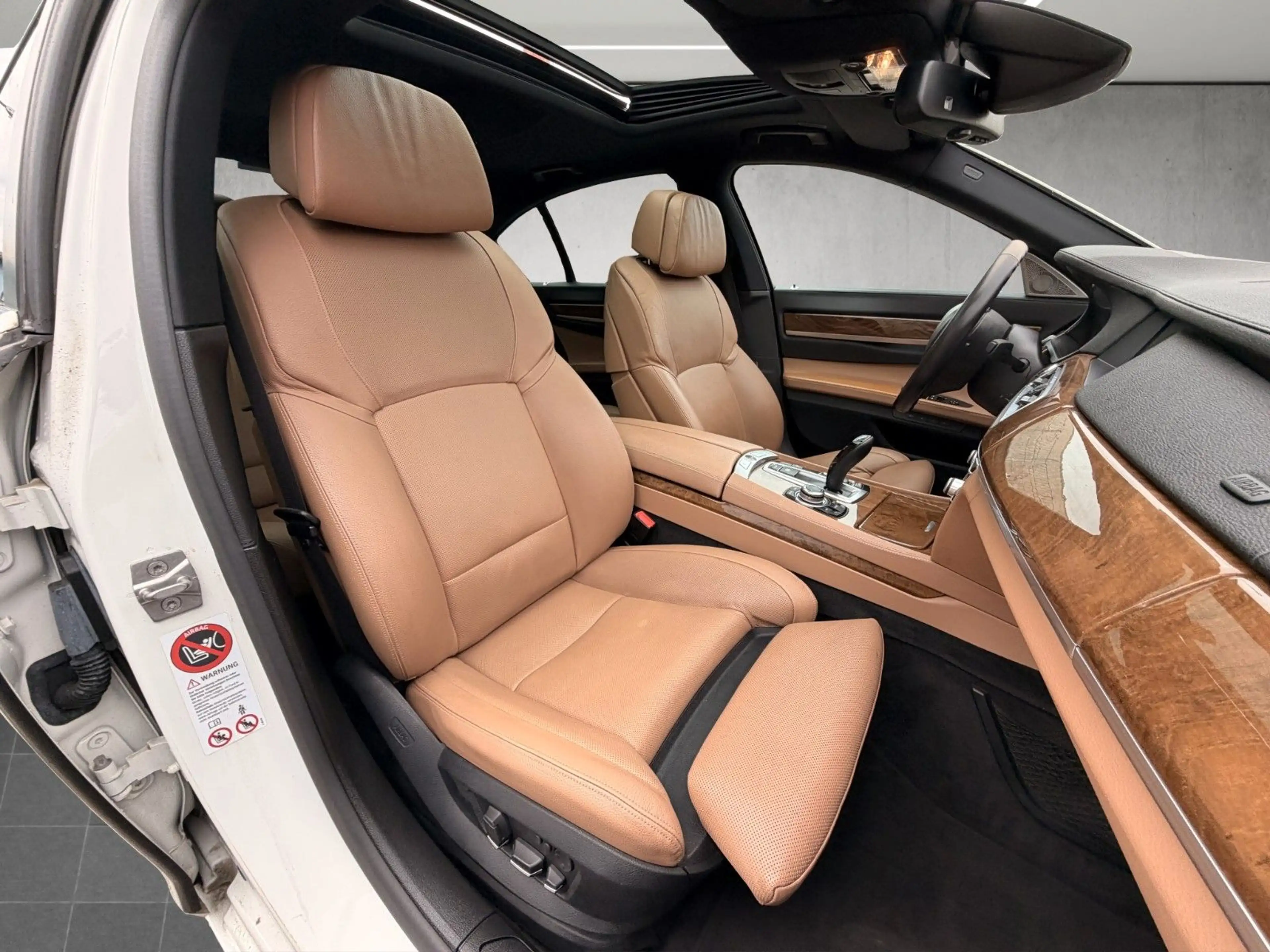 BMW 740 d xDrive M-Sportpaket*Leder*Fond Entertainmen — photo 12